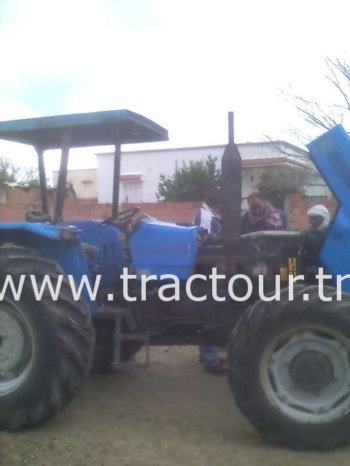À vendre Tracteur Landini 8860 (2012 – aujourd’hui) Bon état complet