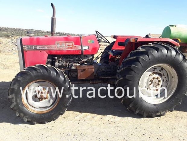 À vendre Tracteur Massey Ferguson 265 Bon état complet