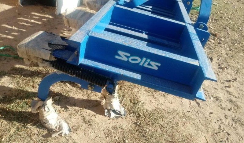 À vendre canadienne 9 dents à ressorts Solis complet