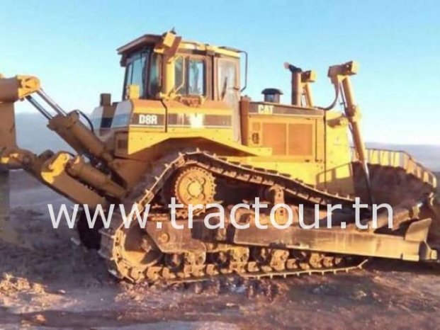 À louer Bulldozers Caterpillar D8R complet