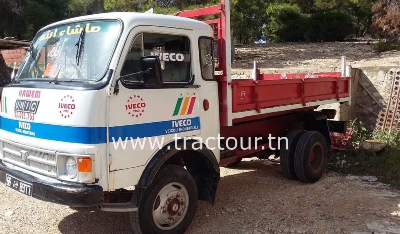 À vendre Camion benne OM 40 complet