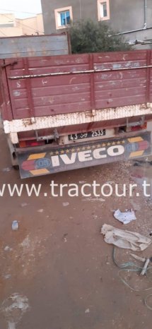 À vendre Camion benne OM 40 complet
