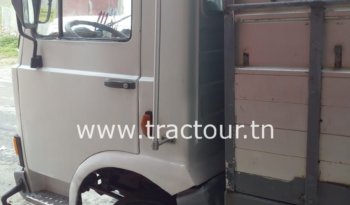 À vendre Camion plateau avec ridelles OM 40 complet