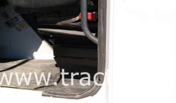 À vendre Camion plateau sans ridelles Renault CLR 230 complet