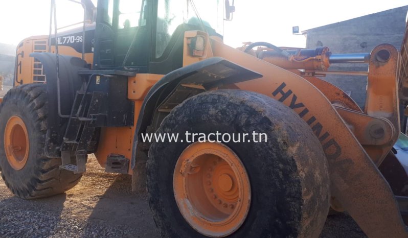 À vendre Chargeuse sur pneus Hyundai HL 770-9S Godet 4m³ complet
