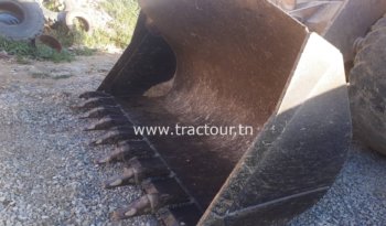 À vendre Chargeuse sur pneus Hyundai HL 770-9S Godet 4m³ complet