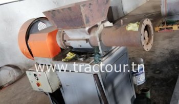 À vendre Extrudeuse à plastique – complet