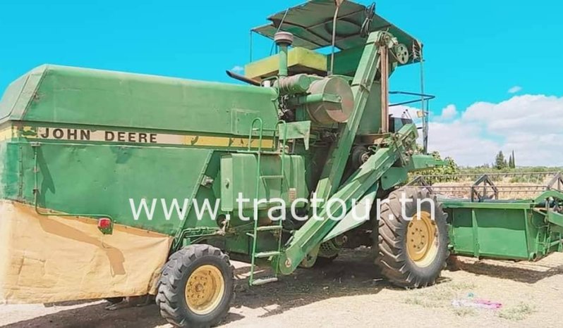 À vendre Moissonneuse batteuse sans cabine John Deere 1157 complet