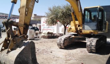 À vendre Pelle sur chenilles avec godet Komatsu complet