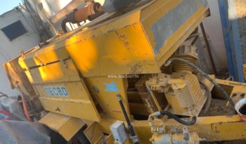 À vendre Pompe à chape 3 cylindres – complet