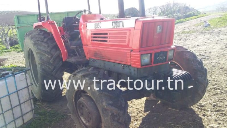 À vendre Tracteur avec matériels Kubota M8950 complet