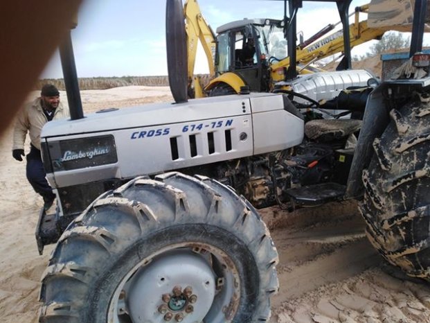 À vendre Tracteur Lamborghini Cross 674-75 N complet