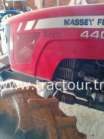 À vendre Tracteur Massey Ferguson 440 Xtra complet