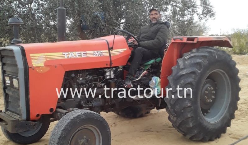 À vendre Tracteur avec matériels Tafe 8502 DI complet