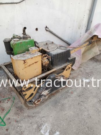À vendre Mini compacteur tandem – complet