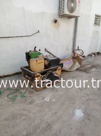 À vendre Mini compacteur tandem – complet