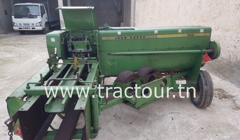 À vendre Presse à paille brissa John Deere 342 complet