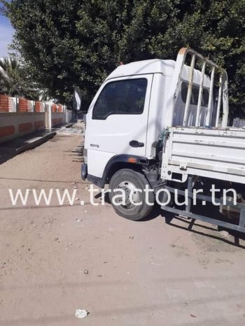 À vendre Camion plateau avec ridelles Iveco complet