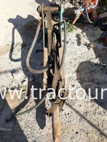 À vendre Marteau piqueur pour tractopelle – Bon état complet
