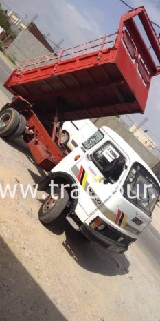 À vendre Camion benne OM 40 complet