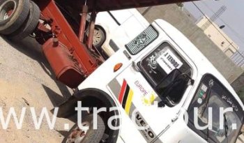À vendre Camion benne OM 40 complet