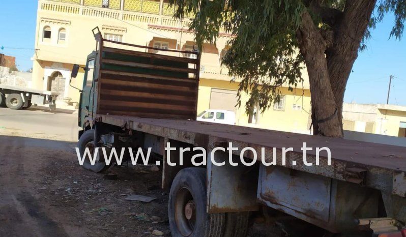 À vendre Camion plateau sans ridelles Renault Major R310 complet