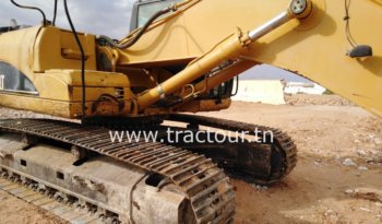 À vendre Pelle sur chenilles avec godet Caterpillar 325 D complet