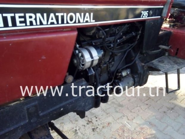 À vendre Tracteur Case IH 795 complet