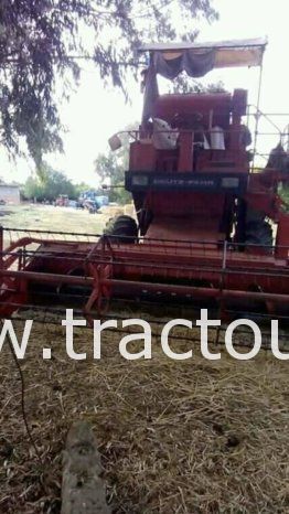 À vendre Moissonneuse batteuse sans cabine Fahr M1202 complet