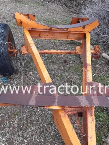À vendre Semi remorque agricole citerne 3000 Litres MIG-Huard Bon état complet