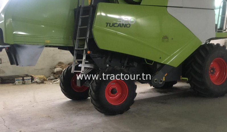 À vendre Moissonneuse batteuse avec cabine Claas Tucano 320 Neuf en excellent état complet