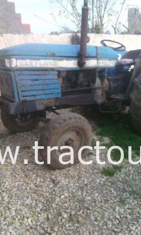 À vendre Tracteur Leyland 272 Bon état complet