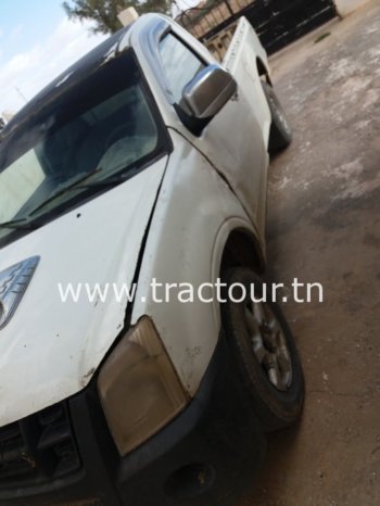 À vendre Camionnette 2 portes avec benne Isuzu D-max 2.5 TD Bon état complet