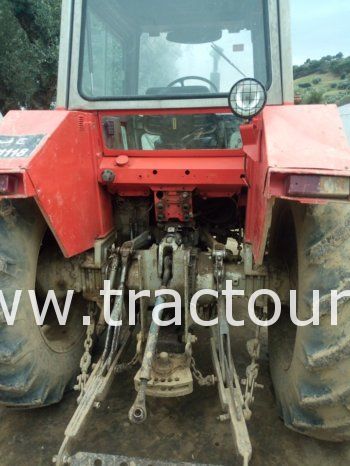 À vendre Tracteur avec cabine Massey Ferguson 575 complet