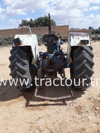 À vendre Tracteur Ford 6610 Bon état complet