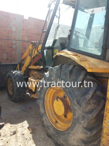 À vendre Tractopelle JCB 3CX Bon état complet