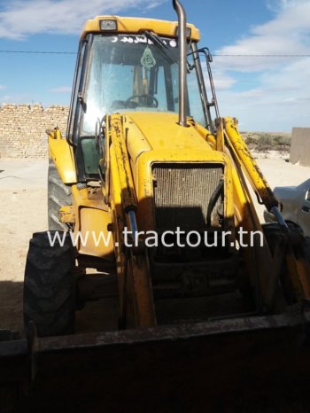 À vendre Tractopelle JCB 3CX Bon état complet