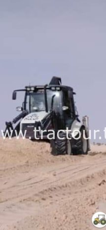 À vendre Tractopelle Hidromek 102B Neuf en excellent état complet
