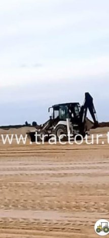 À vendre Tractopelle Hidromek 102B Neuf en excellent état complet