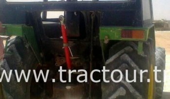 À vendre Tracteur avec cabine John Deere 2300 Bon état complet