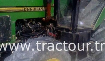 À vendre Tracteur avec cabine John Deere 2300 Bon état complet