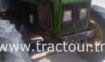 À vendre Tracteur avec cabine John Deere 2300 Bon état complet