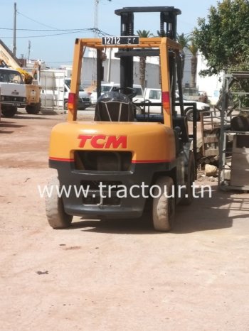 À vendre Chariot élévateur diesel TCM 30 Neuf en excellent état complet