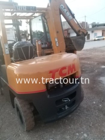 À vendre Chariot élévateur diesel TCM 30 Neuf en excellent état complet