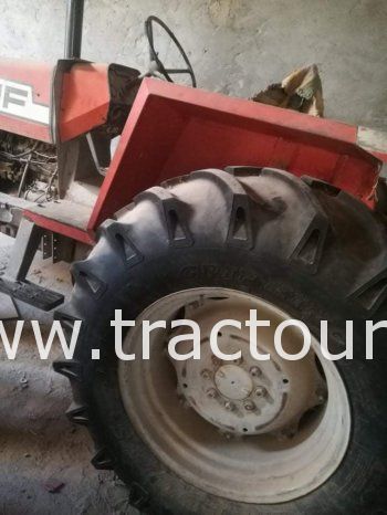 À vendre Tracteur Massey Ferguson 590 Bon état complet