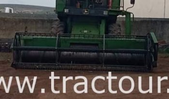 À vendre Moissonneuse batteuse sans cabine John Deere 1157 Bon état complet