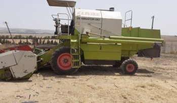 À vendre Moissonneuse batteuse Claas Dominator 130 complet