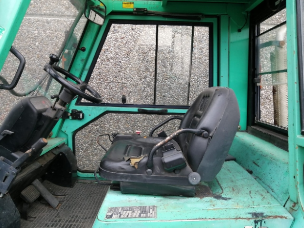 À vendre Chariot élévateur diesel Mitsubishi FD40K 4 Tonnes complet