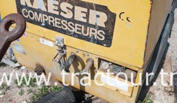 À vendre Compresseur à vis Kaeser M24 Bon état complet