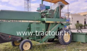 À vendre Moissonneuse batteuse sans cabine John Deere 1157 Bon état complet